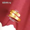 Anillo Abierto Auspicioso de Oro Arena Vietnamita, Diseño Retorcido para la Buena Suerte, Aleación de Cobre, Color Duradero, Fabricante Mayorista de Joyería de Anillos