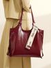 Bolsas de Design de Nicho 2025 Nova Bolsa de Ombro Estampada da Moda de Alta Qualidade para o Dia a Dia Bolsa Tote Versátil de Grande Capacidade