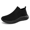 Nuevos mocasines casuales slip-on de verano y otoño, calcetines para pareja, zapatos ligeros de malla, tenis de talla grande