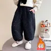 Pantalones de Chándal con Encaje y Forro Polar para Niñas Otoño e Invierno 2025 Nueva Moda Infantil Gruesos de Invierno Casual Cálidos