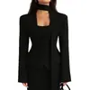 Ropa exterior nueva de otoño 2026 para mujer, transfronteriza europea y americana: traje de oficina elegante, moderno, de corte ajustado, escote en V, entallado a la cintura, color liso