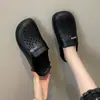 Sapatos de Enfermeira Baotou Femininos de Verão Chinelos para Exterior Antiderrapantes EVA com Furos Respiráveis Toque Confortável Crocs Femininos