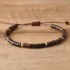 Pulseira Tecida à Mão com Espaçadores de Pedra Vulcânica Natural Joia Vintage Boêmia Ajustável para Homens e Mulheres