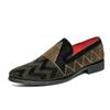 Zapatos de cuero para hombre, zapatos pequeños de cuero para otoño, zapatos de estilista puntiagudos para hombre, zapatos de hombre de estilo coreano con diamantes de imitación, zapatos de cuero de moda para hombre.