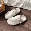 Chinelos de Pele com Solado Grosso Estilo Retrô para Mulheres, Aumentam a Altura, Quentinhos, Novo Estilo 2026, Estilo Francês, Combinam com Saias, Chinelos Fechados