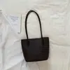 2026 Bolso de mano tejido simple de moda para mujer, ligero de verano, estilo vintage, para vacaciones, para ir al trabajo, de hombro, cruzado
