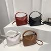 Bolsa Boston Pillow da Moda Tendência para Mulheres Estilo Verão 2026 Bolsa Transversal Feminina Versátil e na Moda Bolsa Transversal para o Dia a Dia