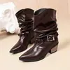 Botas de Tobillo de Cuero Tejido Arrugado Apiladas de Media Pantorrilla para Mujer Puntera Puntiaguda Hebilla Tacón Grueso con Grano de Madera Moda Retro Botines