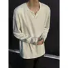 Moletom Preto com Gola V Masculino Outono e Inverno Aconchegante Veludo Bonito Camisa Base com Roupas Quentes de Outono Camiseta Americana de Manga Longa