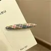 Pinza de Pelo de Lana con Forma de Corazón y Flor Estilo Coreano para Mujeres Adultas Flequillos Pinzas Laterales Accesorios para el Cabello Otoño Invierno Sensación de Alta Gama Pinzas para Cabello Rebelde