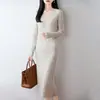 Vestido de mujer de manga larga con cuello en V, 100% lana pura, corte ajustado con diseño de canalé, falda larga interior, nuevo estilo otoño e invierno