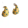 Pendientes de Medio Aro con Gotas de Aceite de Puntos de Ola Amarillo Leche, Pendientes de Alto Nivel con Temperamento, Pendientes Frescos de Primavera y Verano, Novedad para Mujer 2025