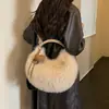Bolsa de Pelúcia Fofa Outono e Inverno para o Trabalho Bolsa Dumpling Feminina 2026 Novo Estilo Fashion Popular Bolsa de Ombro Único Bolsa de Mão de Grande Capacidade