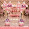 Columna de globos en forma de corazón para el Día de San Valentín chino, pasarela de tablero KT, cabina de fotos, decoración ambiental para montaje de escenario en centros comerciales y tiendas, soporte