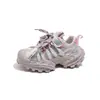 Tênis de Corrida Respirável da Moda Novos para Meninas 2026 Primavera e Outono, Tênis "Dad Shoes" Populares, Calçados Casuais para Caminhada para Meninas
