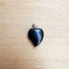 Venta caliente transfronteriza, colgante de aleación de cristal de jade Dongling con forma de corazón de melocotón oblicuo de piedra natural, accesorios de joyería DIY al por mayor