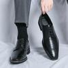 Zapatos de cuero puntiagudos para hombre, de talla grande, para las cuatro estaciones, de moda, de negocios, de estilo británico, para boda.