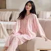 Pijamas de Algodão Tecido em Estoque para Revenda para Mulheres, Novo Estilo Outono, Manga Longa, Calça Longa, Cardigã, Casual, Peça Única Dropshipping