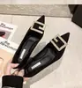 Tacones altos de nicho de diseñador para mujer 2024 Primavera/Otoño nuevos y elegantes zapatos de una sola pieza con pedrería punta fina tacón de aguja zapatos profesionales para mujer