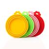 En existencia, funda para lata de mascotas, funda sellada para alimentos tres en uno, funda de silicona para mantener la frescura, funda de silicona para comida de mascotas, gatos y perros.