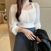 Suéter Nicho con Sentido del Diseño Francés Clavícula Cuello Cuadrado Top Manga Larga de Chifón Costuras Suéter de Punto para Mujer