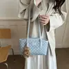Bolsa tote, bolso de mujer, moderno y a la moda, diseño de lunares, nuevo estilo transfronterizo, gran capacidad, bolso de hombro, estilo coreano, adecuado para ir al trabajo, bolsa grande para el antebrazo