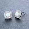 Venta Caliente Transfronteriza Pendientes Cuadrados K Blancos de Ópalo Moda de Lujo Ligero para Viajar al Trabajo Venta al por Mayor