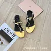 Sandalias Planas de Metal con Hebilla para Mujer, Verano, Punta Redonda, Transpirables y de Secado Rápido