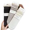 Meias de renda com babados de comprimento médio para outono e inverno no atacado, meias femininas de cor sólida estilo faculdade japonesa