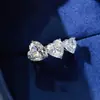 Design de Nicho Anel Conectado Coração Apaixonado Anel de Zircônia Super Brilhante Feminino Leve Luxo ins Elegante Versátil Pulseira de Celebridade da Internet