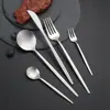 Cubiertos de Acero Inoxidable 410 Cuchillo y Tenedor para Filete Mate Cubiertos Portugueses Juego de Cinco Piezas Cuchara y Tenedor de Postre Cuchara y Cuchillo de Cena Dorados