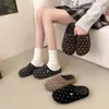 Zapatos Casuales Retro de Lunares con Suela Gruesa, Medio Abiertos para Mujer 2026 Nuevo Otoño Versátiles Estilo Francés Plataforma Exterior Zapatillas de Punta Cerrada