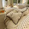 Conjunto de roupa de cama estudantil de quatro peças em gaze dupla de algodão puro com bolinhas e borda festonada Classe A, conjunto de três peças para dormitório Classe A, lençol de cama estilo feminino