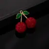 Broches de Frutas Estilo Corte Europeu e Americano Mais Vendidos Transfronteiriços para Mulheres: Broches Pavão, Cisne, Cereja, Maçã, Durian, Limão