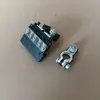 24380-7994A es adecuado para Nissan Infiniti Venucia terminal positivo de batería fusible fusible de batería accesorios