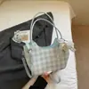 Bolsa Xadrez Feminina Verão 2025 Nova Outono e Inverno Versátil Ombro Transversal Este Ano Popular Bolsa Saco