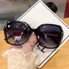 Óculos de Sol com Strass Novos 2026, Óculos de Sol Estilo Ins com Proteção UV, Design Único para Mulheres com Rostos Grandes, Efeito Emagrecedor, com Strass, Marca Tendência