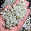 Piedra Cruda de Jade Hotan de Xinjiang con Piel para Hacer Pulseras DIY Cuentas Piedra Cruda Negra y Roja Cuentas Sueltas Venta al Por Mayor