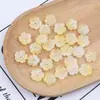 Flor de flor de pêssego de cinco pétalas com cor gradiente de vidro de 13mm com furos, flor pequena tridimensional gradiente acessório para DIY de grampo de cabelo e brinco