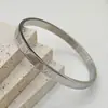Tendências de Moda Transfronteiriças Europeias e Americanas, Pulseiras com Números Romanos Retrô, Pulseiras de Aço Inoxidável de Quatro Cores, Acessórios Unissex