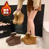 Botas de neve quentes e antiderrapantes para mulheres, novo estilo de inverno 2026, forradas com fleece e espessadas, botas de algodão estilo Birkenstock com sola grossa para mulheres