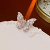 Pendientes de mariposa de circonita estilo frío con clip para oreja pequeña, a la moda, combinables, elegantes, ligeros y de lujo, nuevos pendientes para mujer, venta al por mayor