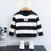 Suéter Infantil Primavera e Outono Nova Moda Roupas de Outono para Crianças e Crianças de Meia-Idade Suéteres de Tricô Roupas de Outono e Inverno para Bebês Camisas de Base Listradas