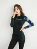 2026 Novo Modelo Estilo Japonês e Coreano Conjunto de Duas Peças Feminino para Praia com Proteção Solar Manga Longa Roupa de Banho Atacado em Estoque para Comércio Transfronteiriço