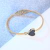 Pulsera de acero inoxidable estilo coreano con amor incrustado de diamante blanco para mujer, pulsera de acero de titanio con corazón de melocotón y nácar negro, pulsera elegante de moda