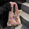Bolso de Hombro Tejido de Verano con Cortes en las Axilas para Mujer 2025 Nuevo Bolso de Punto con Flores Gran Capacidad Bolso Tote de Hombro para la Playa