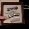 Pente de Cabelo Coreano de Luxo Leve Estilo High-End com Laço e Strass, Acessório de Cabelo Moderno e Versátil para Penteados Updo na Parte de Trás da Cabeça, Luxo Leve Coreano