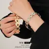 Pulsera Abierta de Metal con Patrón Hueco en Forma de Corazón, Moda Retro Europea y Americana, Pulsera Sencilla, Joyería de Estilo Minimalista con Personalidad para Mujeres