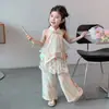 Terno Infantil Feminino Estilo Chinês Novo Verão 2025 Novo Estilo Infantil Vestido Retrô de Verão Conjunto de Duas Peças com Renda e Fivela para Bebê