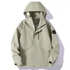 Chaqueta para Mujer Primavera y Otoño Delgada 2025 Nueva Impermeable y Cortavientos Pequeña Desmontable de Una Sola Capa Rompevientos para Pareja